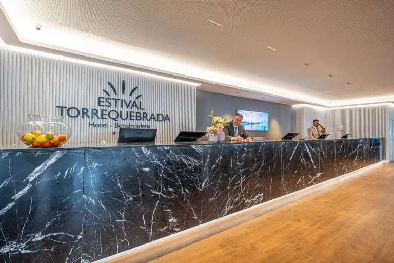 hotel-estival-lobby