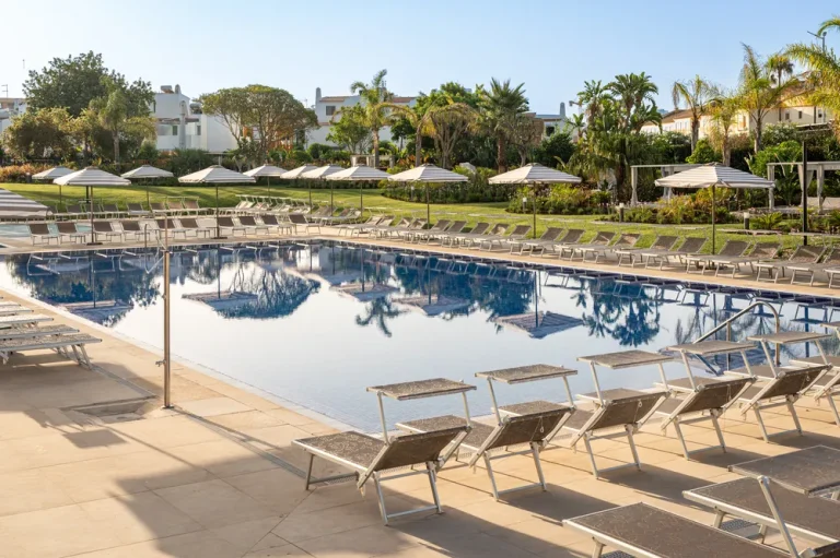 hyatt-regency-vilamoura-algarve-pool-area-2